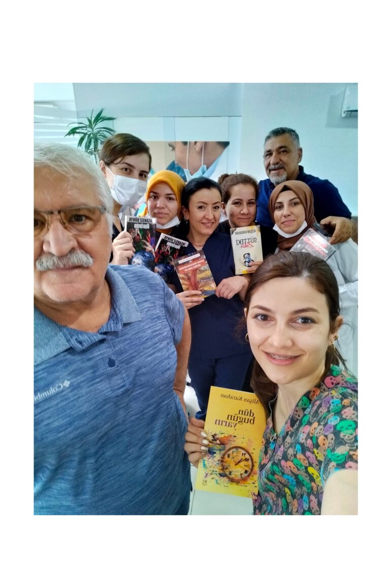 Çukurovalı yazar Alişan Karahan, İstanbul’da tedavi için gittiği bir diş kliniğinde; klinikte imza şöleni yaşandı…