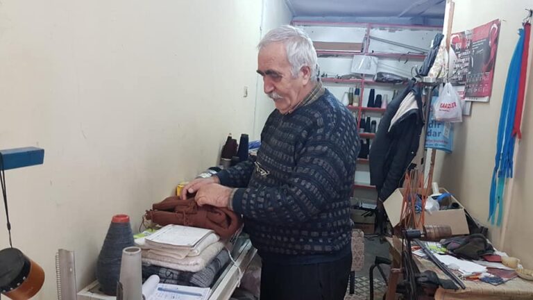 Başkan Şahin Özer’in Triko yün örgü dokuma mesleği ile ilgili önemli bir haberi…