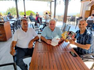 Çukurova’nın parlayan yıldızı Alişan Karahan, Çamlıca’da kitaplarını imzalıyor…