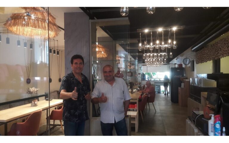 Yıkık, dökük mekanları baştan sona yeniliyor, güzellik katıyor, hem de kazanç sağlatıyor; Hikmet usta, bu benim işim diyor…