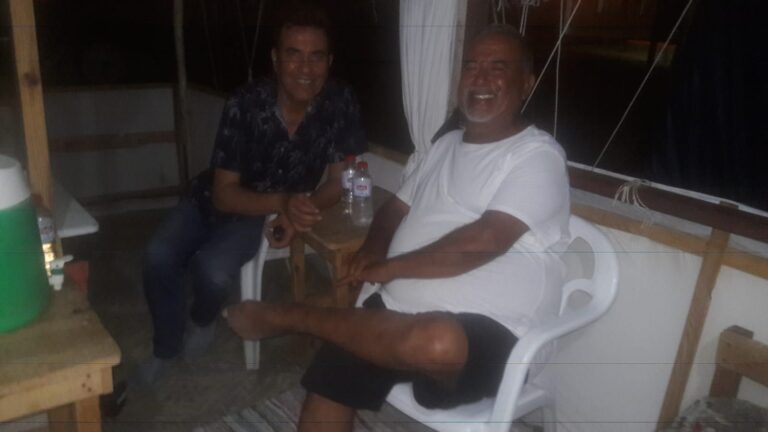 Ceyhanlı Bankacı Sabahattin Fergökçe’yi  Yumurtalık Zeytinbeli plajında ziyaret ettik…