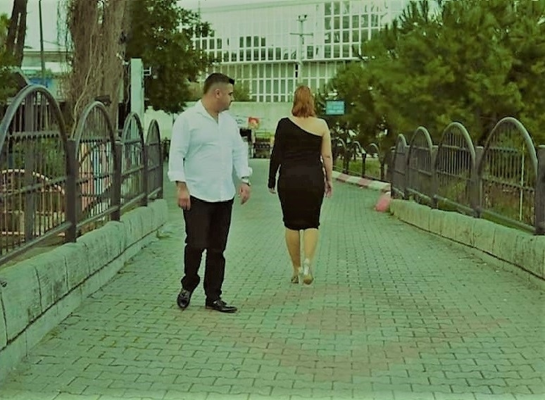 Kenan Arslan Sayende, şarkısını dinleyen kafayı yiyor…