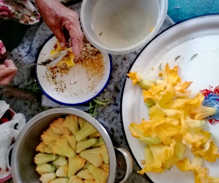 Kabak çiçeği dolması ve tarifi…