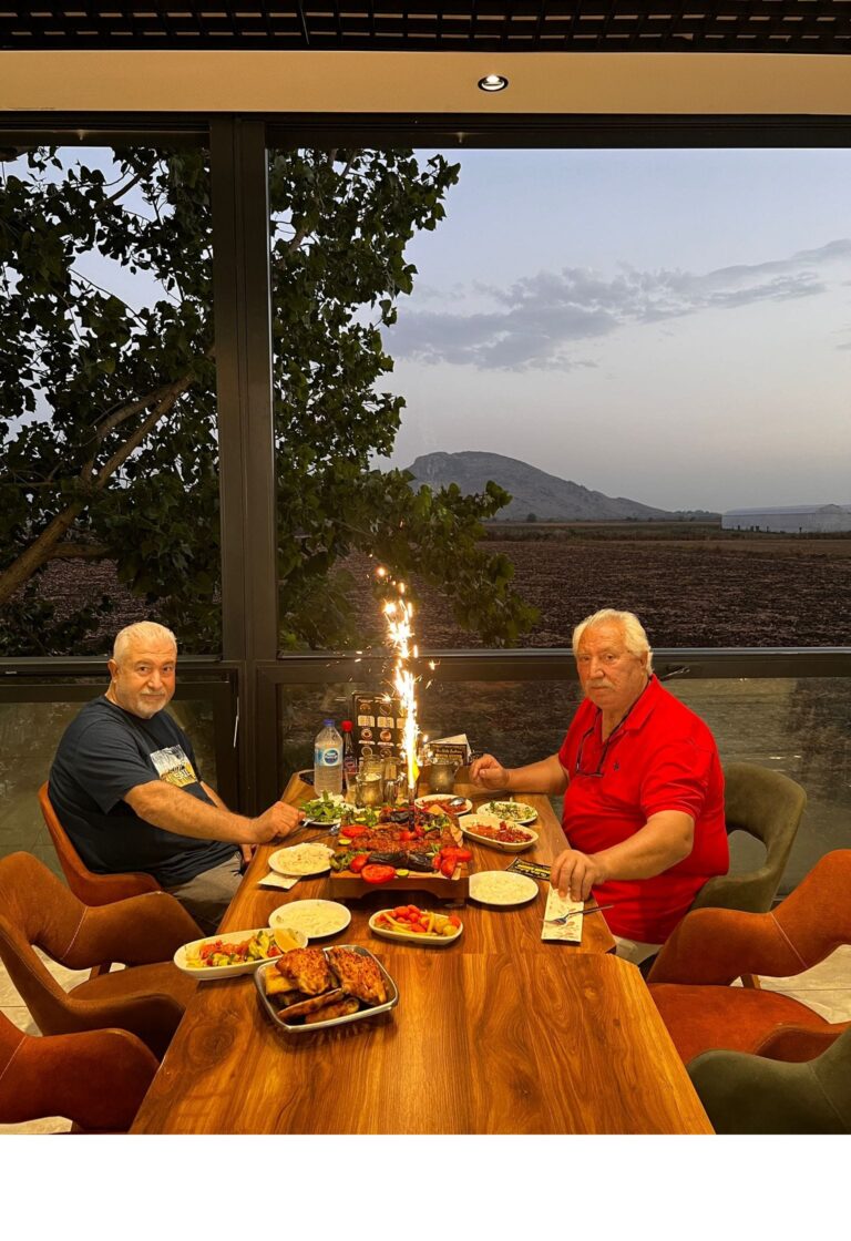 Can dostum Milli Kamil abim misafirim oldu. Ceyhan’ın bende ayrı bir yeri var dedi.