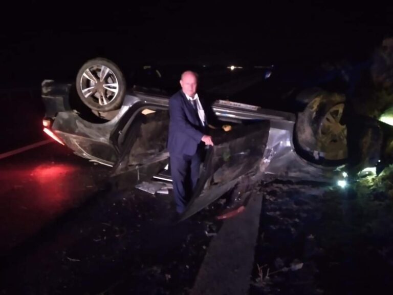 GAZETECİLER TBMM DÖNÜŞÜ KAZA YAPTI