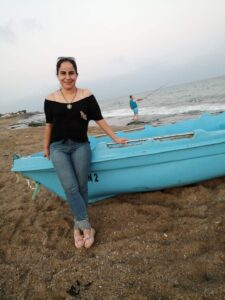 Beşiktaş Çınar Gazetesi yazarı, Adanalı Şair Elifnur Tuğba Yalın, (2023 Ceyhan’ın Genç Şairleri) Kitabı için Şiir yarışması düzenliyor…