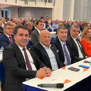 Şükrü Akyüz, TESKOMB Genel Başkanı Sayın A. Kadir Akgül’ün himayelerinde düzenlenen istişare toplantısında…