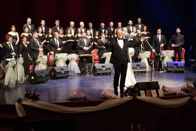 Konser… Şef, Kemal Külah Yönetmenliğinde Beste Musiki Topluluğu 15 Aralık Perşembe Saat 20.00 Kadıköy Evlendirme Dairesi Konser Salonu…