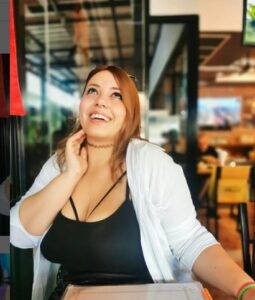 Bir gülücüğe neler sığar?