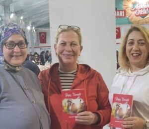 Bu Yaz, Sonbaharı severim; Sararır yapraklar sonbaharda dökülür dallarından bir bir…