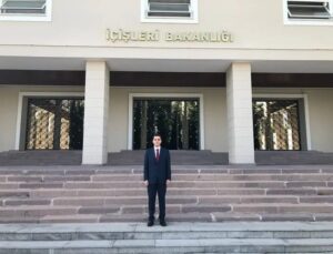 Hataylı hemşerimiz Ahmet Baz, İçişleri Bakanlığının yapmış olduğu Kaymakamlık sınavının tüm aşamalarını başarıyla geçerek Kaymakam oldu…