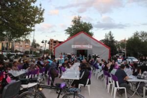 Ceyhan Kaymakamı Dr. Bayram Yılmaz’dan Ramazan Ayında; Örnek Bir Davranış Şekli…