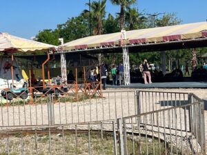 CEYHAN’LI VATANDAŞLAR 1MAYIS’TA PARKA AKIN ETTİ…