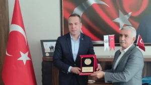 Kaymakamımız Sayın Onur Özaydın, Erzin Ticaret ve Sanayi Odasını ziyaret etti…