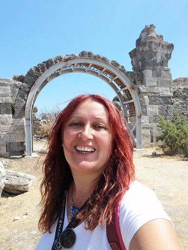 DOĞAYI KABUL ET YAŞA HİSSET YENİ YERLER GÜZELLİKLER KEŞFET ARKANDA İZLERİNİ BIRAK VE MÜSAADE ET SENİ HER DAİM TAKİP EDEN BIRAKTIĞIN İZLERLE YOL BULANLAR OLSUN