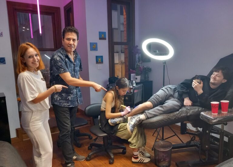 Ücretsiz dövme tasarımı, Benzersiz bir dövme deneyimi, Beşiktaş’ta… Free tattoo design in…