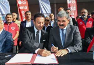 BEŞİKTAŞ BELEDİYESİ İLE DİSK ARASINDA EK PROTOKOL İMZALANDI