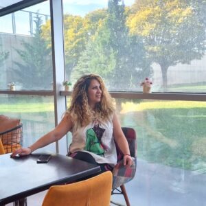 Mantık ikna etmeye yarayabilir lakin, motive eden duygulardır…