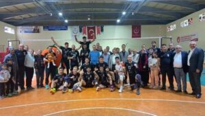 Erzin Narenciyesi Yeşilkent Spor 3<br>Gümüşsu Gümüşhane Spor 0