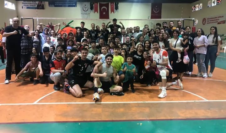 Alpaslan Endüstri Erkekler 1. Lig B Grubu Lideri ERZİN NARENCİYESİ YEŞİLKENT SPOR