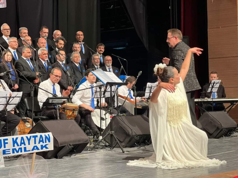 CEYHAN MUSİKİ DERNEĞİNDEN GÖRKEMLİ GECE…