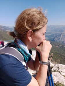 Kadınım ben. Bir alıp, bin verenim, çoğaltan, büyüten, var edenim…