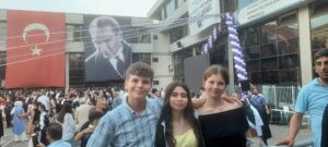 Türkiye’nin Aydınlık Geleceği Borusan Ortaokulu, Bu Yıl da Mezunlarını Gururla Uğurladı…