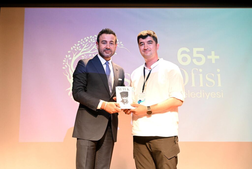 BEŞİKTAŞ BELEDİYESİ 65+ YAŞAM OFİSİ HAKKINDA ÖĞRENCİLERİBİLGİLENDİRDİ