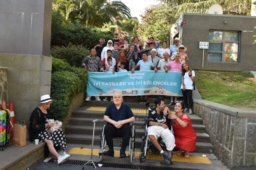 BEŞİKTAŞ BELEDİYESİ DEZAVANTAJLI BİREYLER İÇİN YAZ KAMPIGERÇEKLEŞTİRİYOR