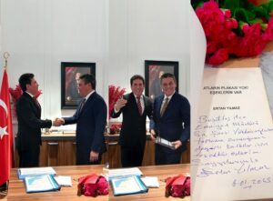 Adana Doğumlu Emniyet Müdürümüze, Beşiktaş’a Güven ve Huzur Katkısı İçin Teşekkür…