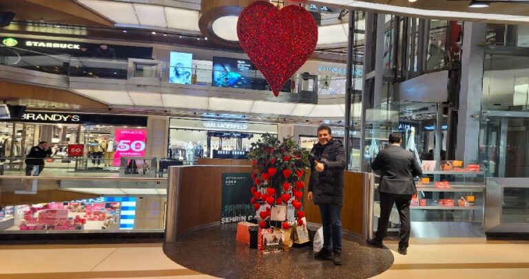 Çukurova’nın iki dostu, Ertan Yılmaz ve Ahmet Kara, Nişantaşı’nda keyifli bir buluşmada bir araya geldi…