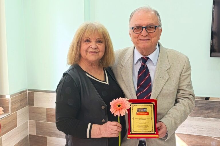 Başkan Nejat Ören’in Beşiktaş’a Damak Tadı Katkılarından Dolayı Onur Plaketi…