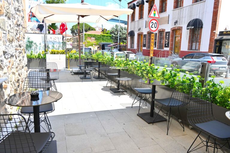 BEŞİKTAŞ BELEDİYESİ’NDEN ORTAKÖY’E YENİ BİR SOSYAL YAŞAM ALANI: KETHÜDA KAFE