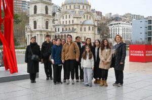 Beşiktaş Belediyesi’nden Yarıyıl Tatilinde İstanbul Modern Gezisi…