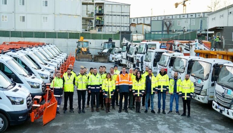 BEŞİKTAŞ BELEDİYESİ OLUMSUZ HAVA KOŞULLARINA KARŞI HAZIRLIKLARINI TAMAMLADI BAŞKAN VEKİLİ RASİM ŞİŞMAN: BEŞİKTAŞ İÇİN 7/24 GÖREV BAŞINDAYIZ