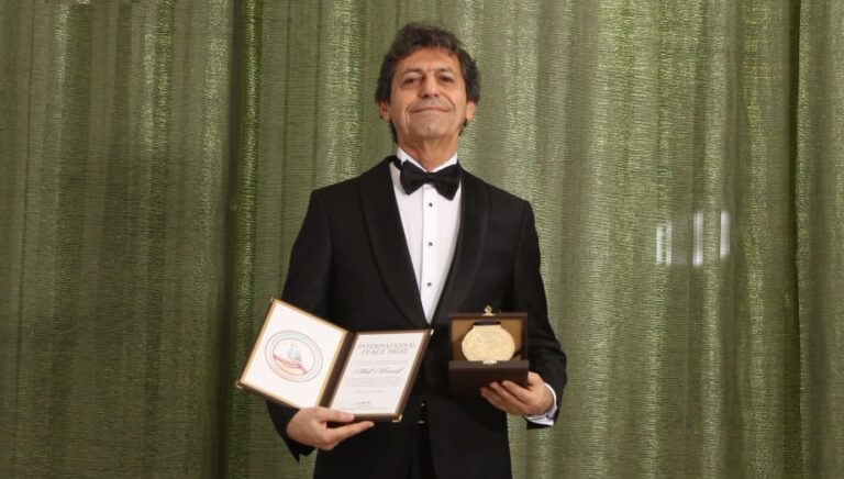 Dünyaca Ünlü Yazar Akif Manaf 2025 Yılı International Peace Prize Ödülü’nü Aldı…