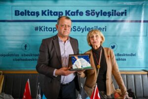 AYŞE KULİN BELTAŞ KİTAP KAFE’DE OKURLARIYLA BULUŞTU